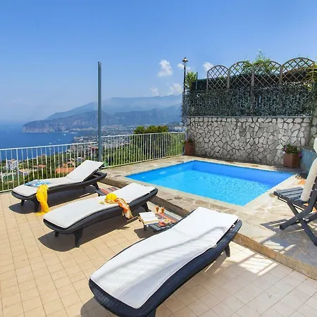 - Casa Augusta A Ferienhaus *